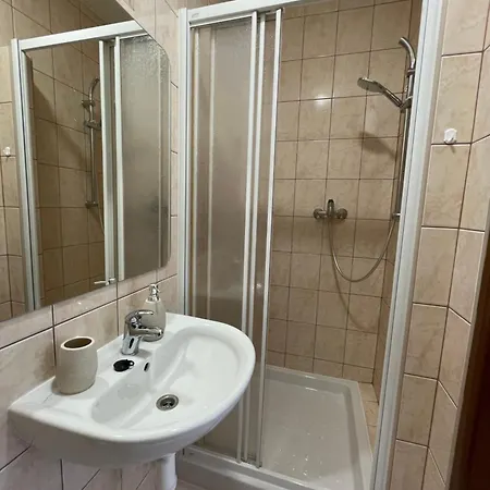Apartman Leon *